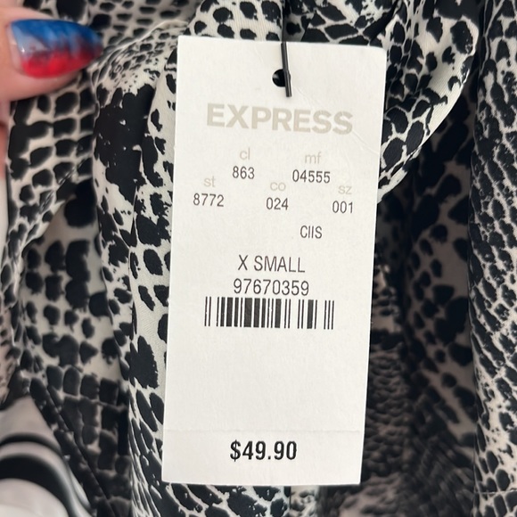 Express Snake Print Chain Tie Back Handkerchief Top - Picture 11 of 11